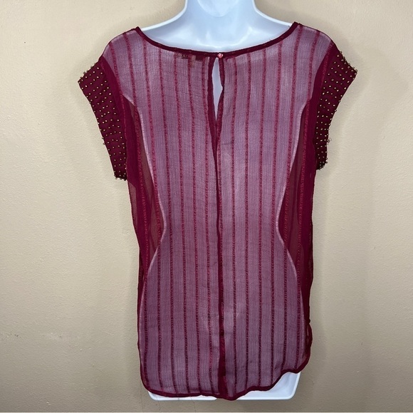 Large MNK Burgundy Red Sheer Blouse Beaded Accent Cap Sleeve Boat Neck - Picture 5 of 9